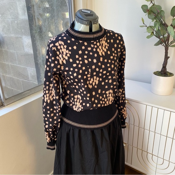 French Connection Speckled Cheetah Mock Neck Blouse, Size XS, NWOT - Picture 2 of 7